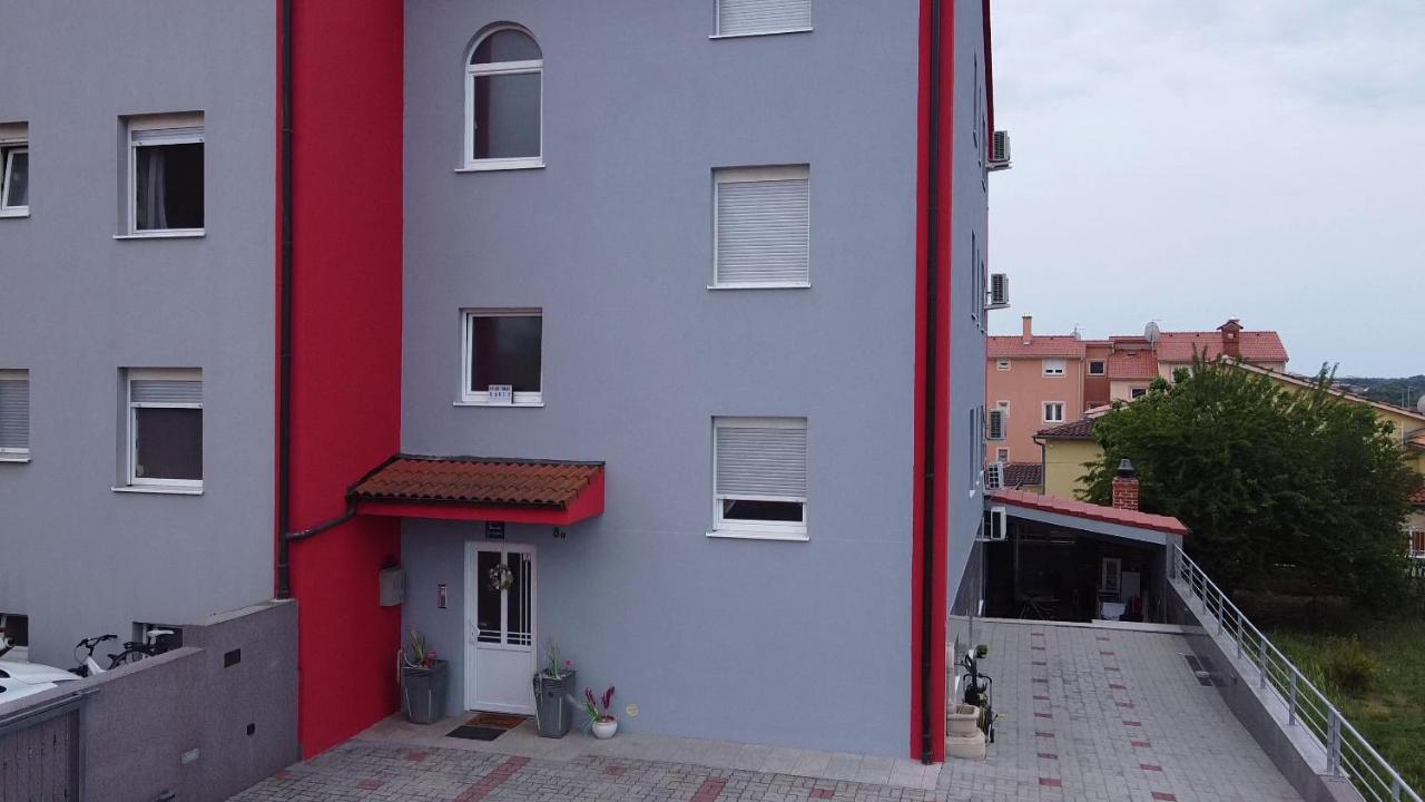 Apartments Saric Пула Екстер'єр фото