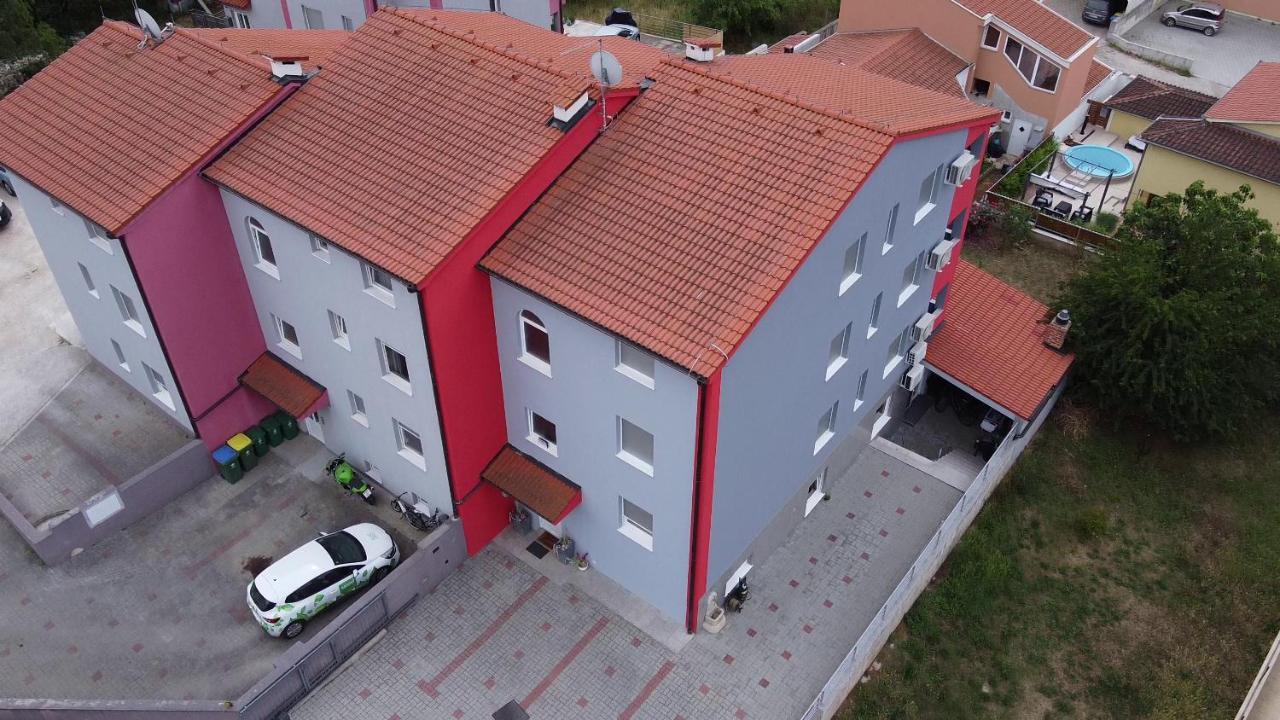 Apartments Saric Пула Екстер'єр фото
